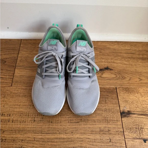 New Balance 247 - Picture 2 of 7